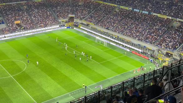 上成为足坛 上成为足坛